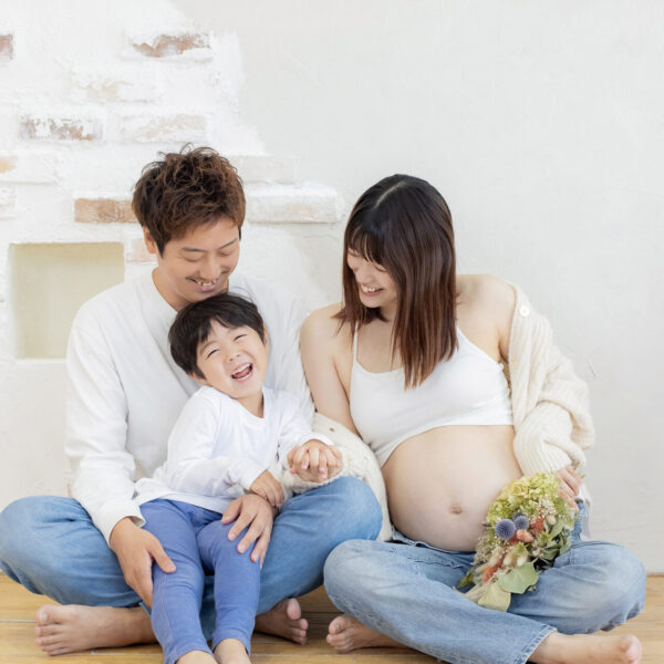 山形市のスタジオヨシダラボで撮影したマタニティフォト